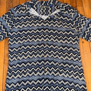 Campia Chevron Pattern Button-Up Shirt